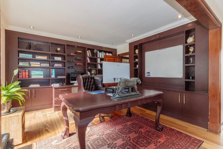 5 Bedroom Property for Sale in Atlantic Beach Golf Estate Western Cape